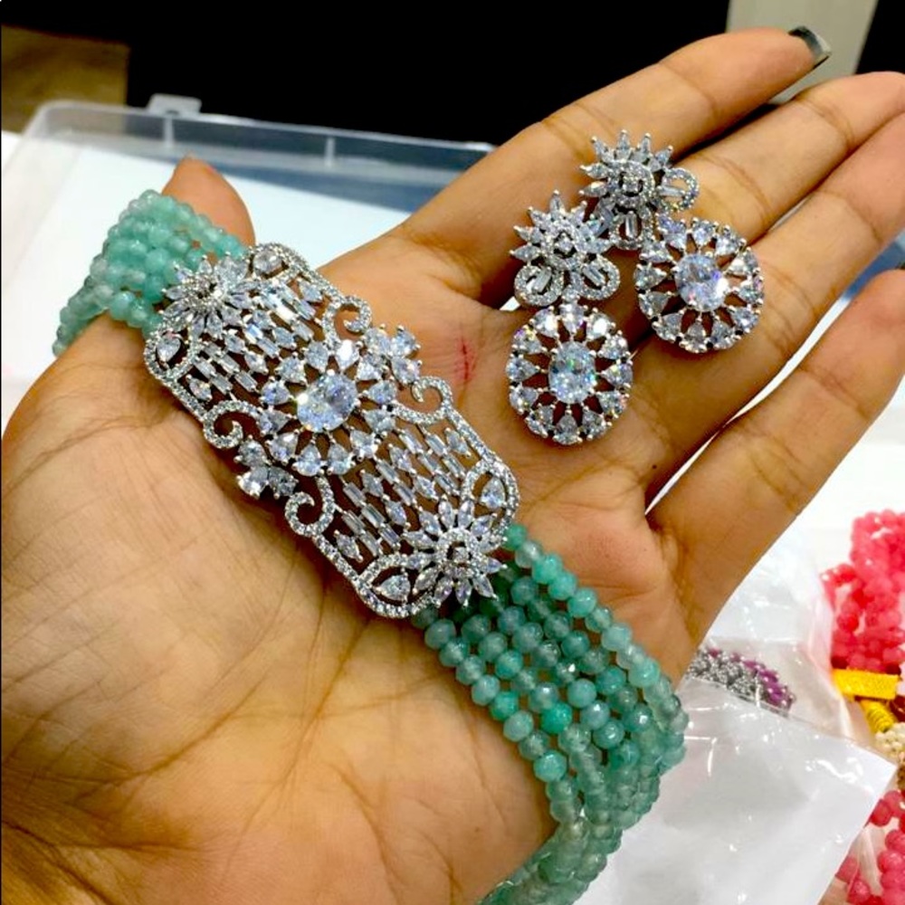 turquoise perle necklace and earrings